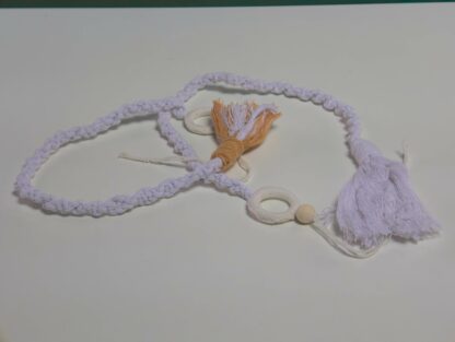 Jouet pour chat en macramé
